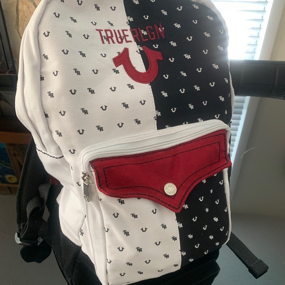 💯True Religion ❤️ Backpack 🎒  ❤️🖤❤️🖤 - Picture 2 of 3